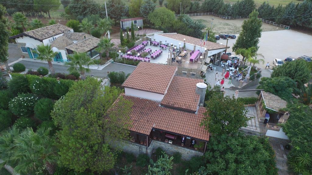 Agriturismo Terranova Pisticci Exterior photo