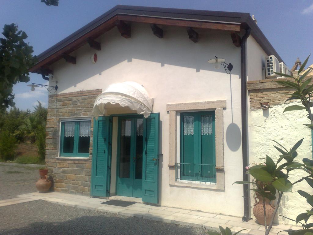 Agriturismo Terranova Pisticci Exterior photo